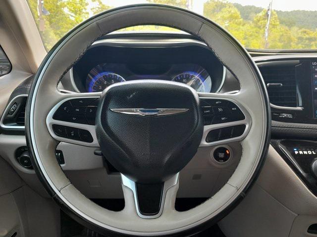 used 2018 Chrysler Pacifica car, priced at $12,992