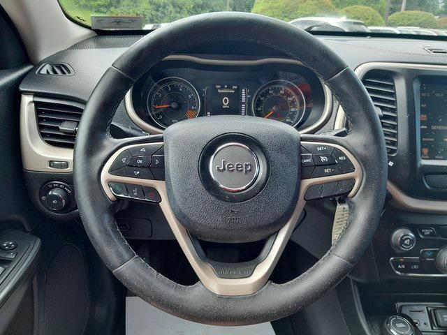 used 2015 Jeep Cherokee car, priced at $9,261