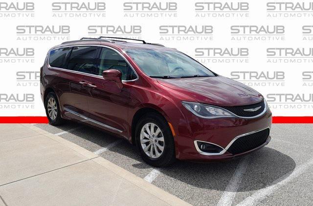 used 2017 Chrysler Pacifica car, priced at $14,796
