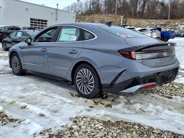 new 2025 Hyundai Sonata Hybrid car, priced at $32,790