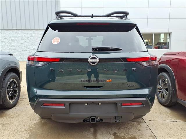 new 2025 Nissan Pathfinder car, priced at $44,417