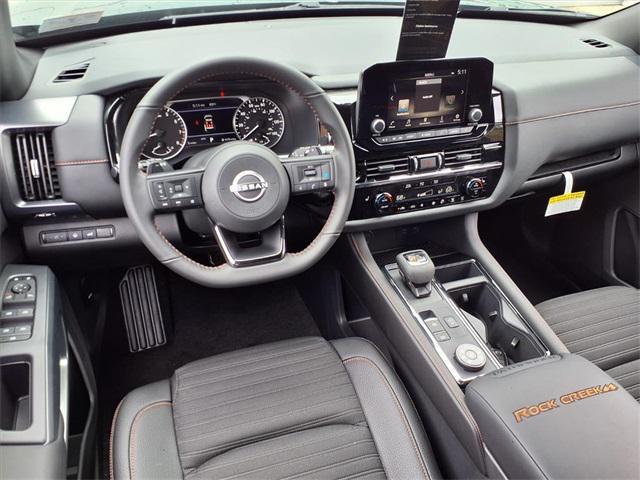 new 2025 Nissan Pathfinder car, priced at $44,417