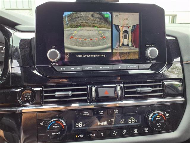 new 2025 Nissan Pathfinder car, priced at $44,417