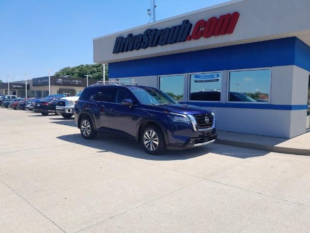 used 2022 Nissan Pathfinder car, priced at $29,918