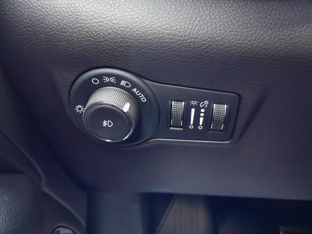 used 2025 Jeep Compass car, priced at $31,499