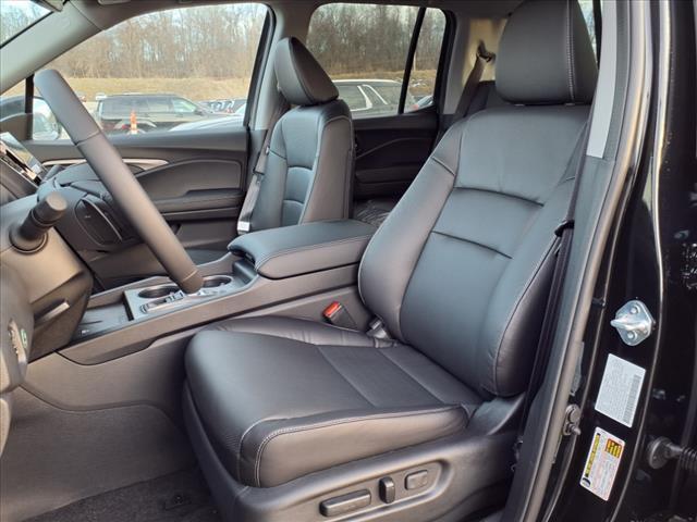 new 2025 Honda Ridgeline car, priced at $43,489