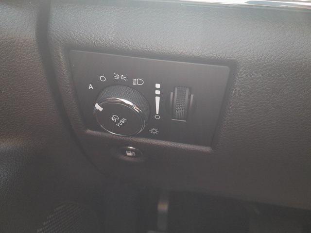 used 2021 Jeep Grand Cherokee car, priced at $25,933