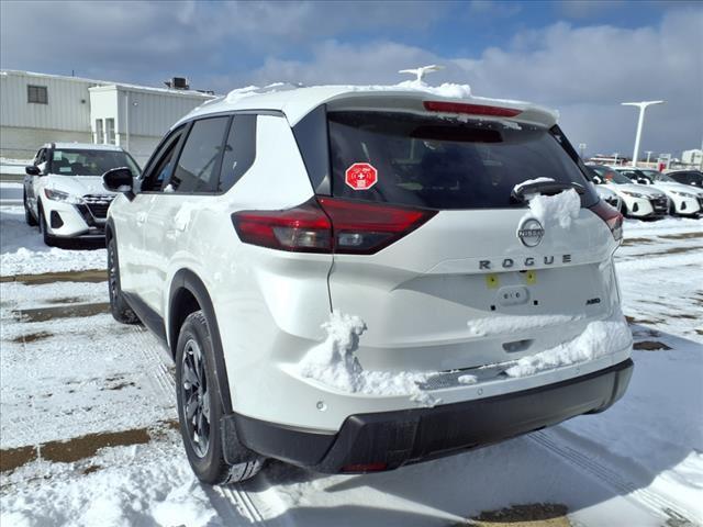 new 2025 Nissan Rogue car, priced at $33,400