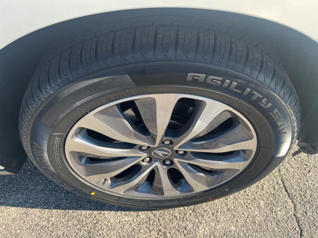 used 2016 Acura MDX car, priced at $18,821