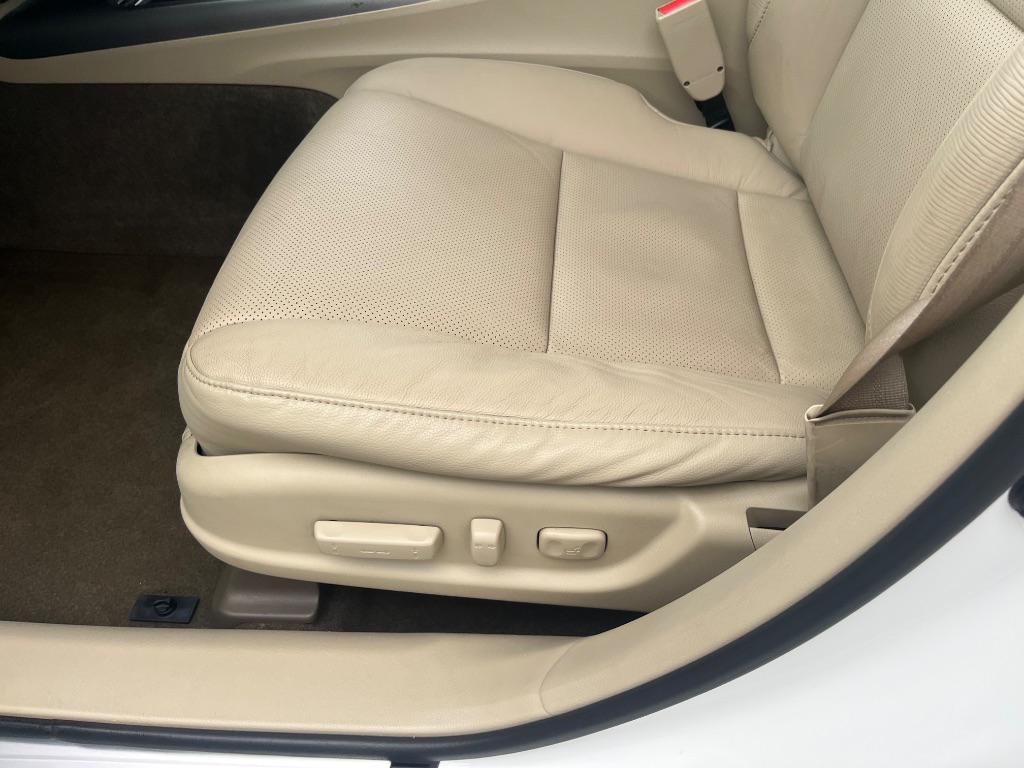 used 2014 Acura RDX car, priced at $17,281
