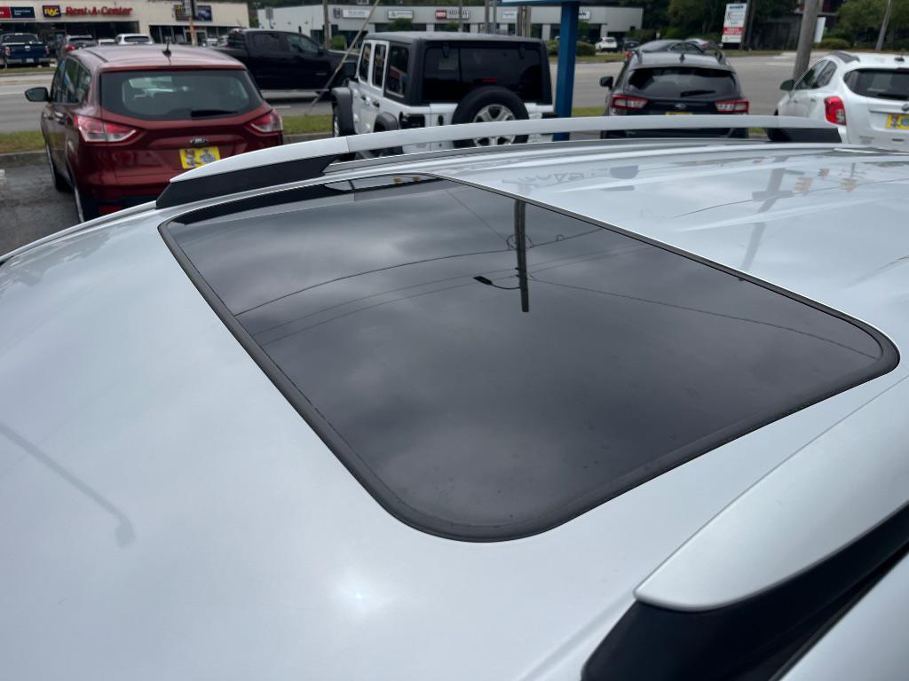 used 2015 Toyota RAV4 car, priced at $16,284