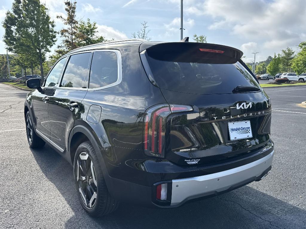 used 2024 Kia Telluride car, priced at $41,999