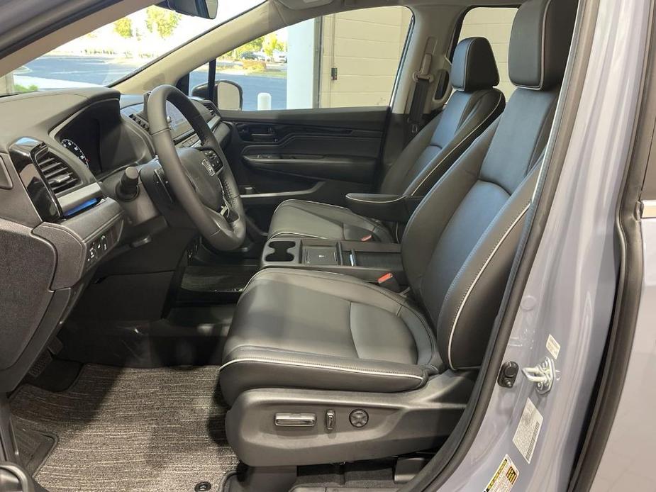 new 2025 Honda Odyssey car, priced at $46,619