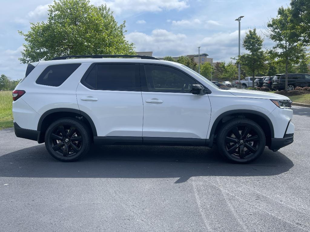 new 2025 Honda Pilot car, priced at $56,485