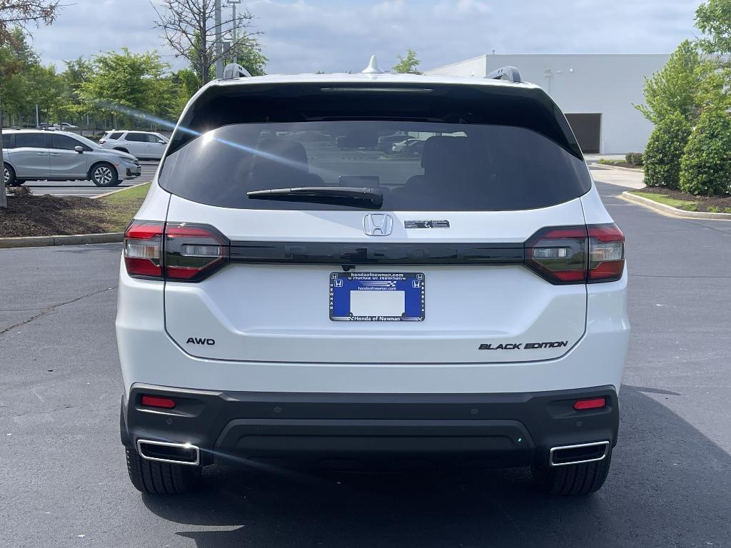 new 2025 Honda Pilot car, priced at $56,485