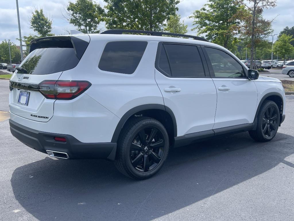 new 2025 Honda Pilot car, priced at $56,485