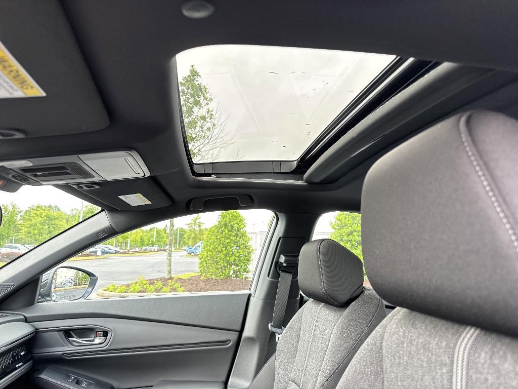 new 2025 Honda Accord Hybrid car, priced at $33,107