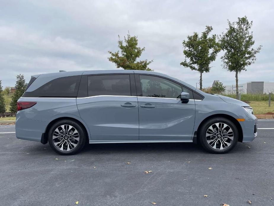 new 2025 Honda Odyssey car, priced at $52,730