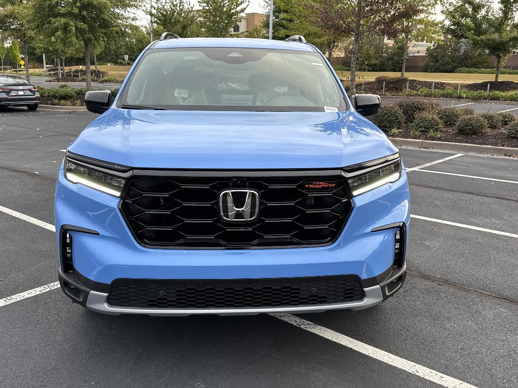 new 2025 Honda Pilot car, priced at $48,346