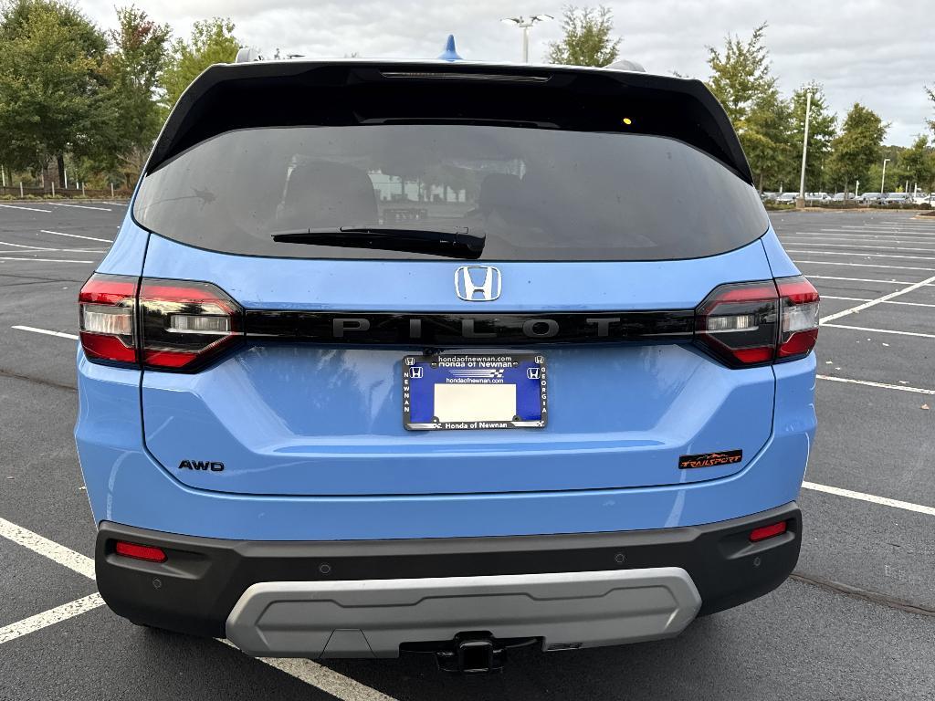 new 2025 Honda Pilot car, priced at $48,346