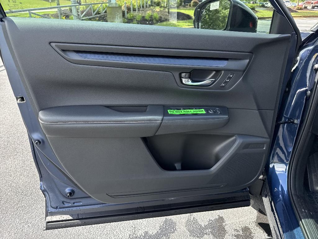new 2025 Honda CR-V Hybrid car, priced at $37,218