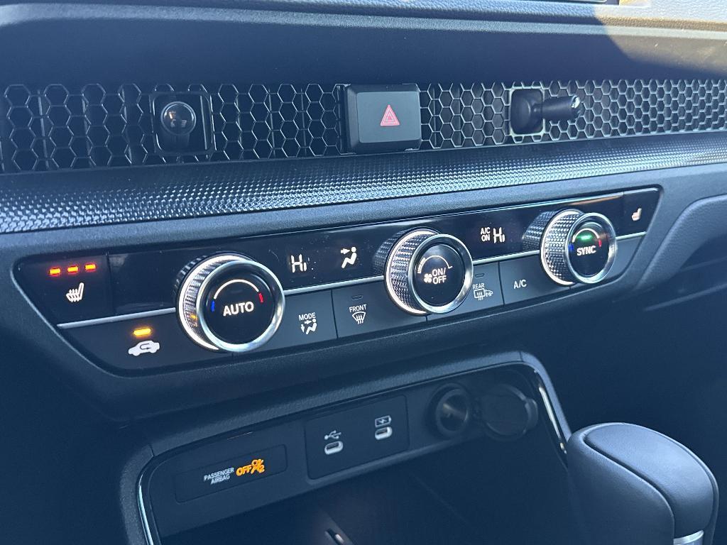 new 2026 Honda CR-V Hybrid car, priced at $35,415