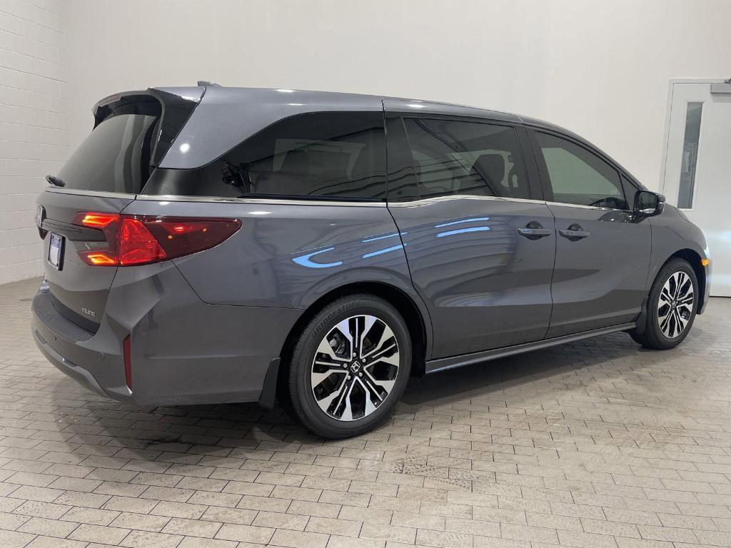 new 2025 Honda Odyssey car, priced at $52,275