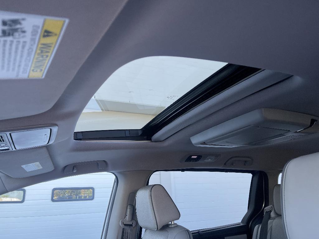 used 2023 Honda Odyssey car, priced at $44,897