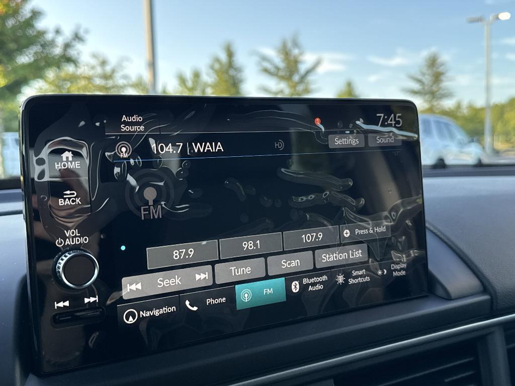 new 2025 Honda Pilot car, priced at $46,018