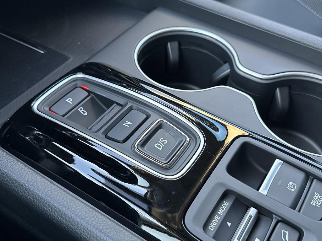 new 2025 Honda Pilot car, priced at $46,018