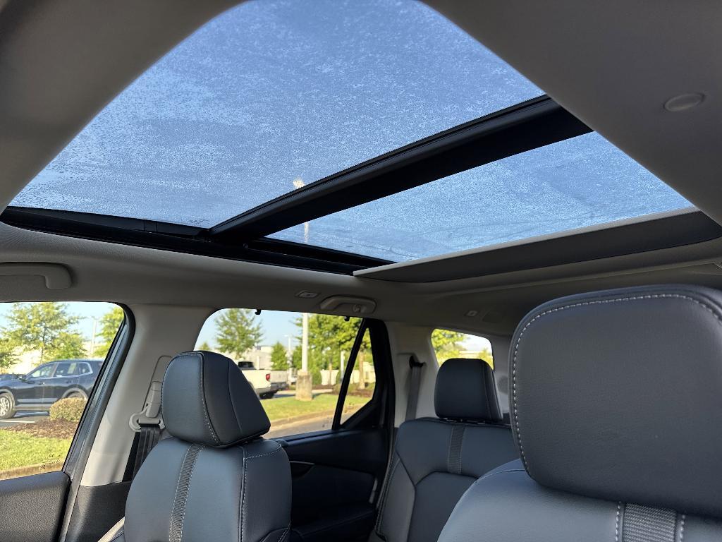new 2025 Honda Pilot car, priced at $46,018