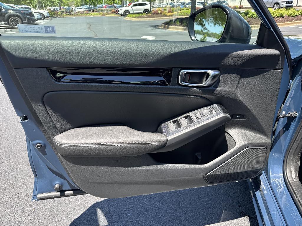 new 2025 Honda Civic Hybrid car, priced at $32,209