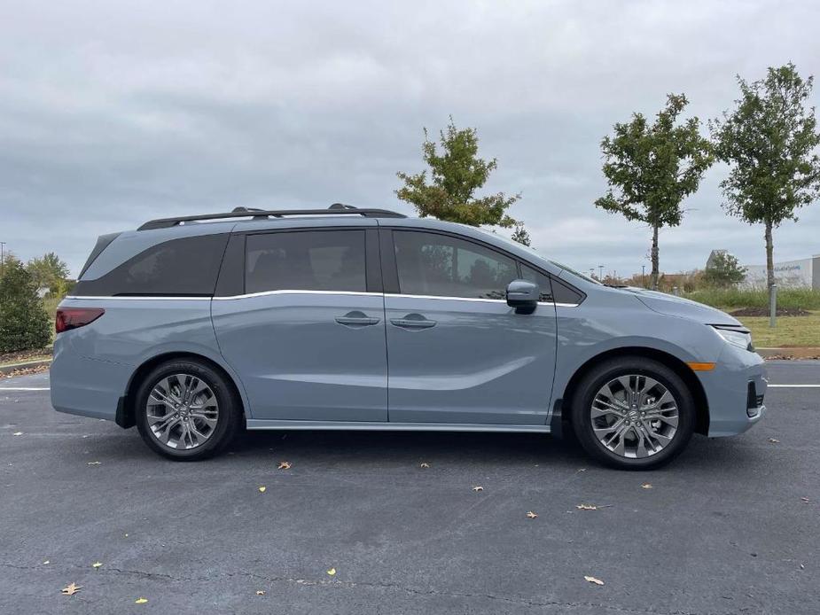 new 2025 Honda Odyssey car, priced at $47,542