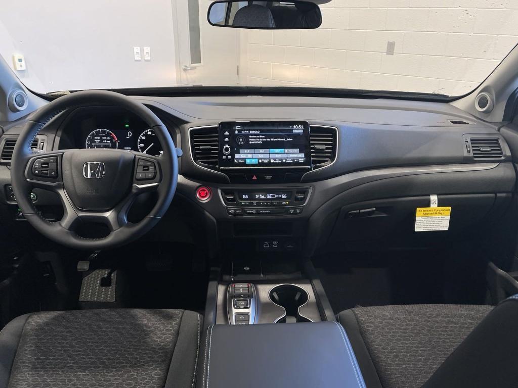 new 2025 Honda Ridgeline car, priced at $39,814