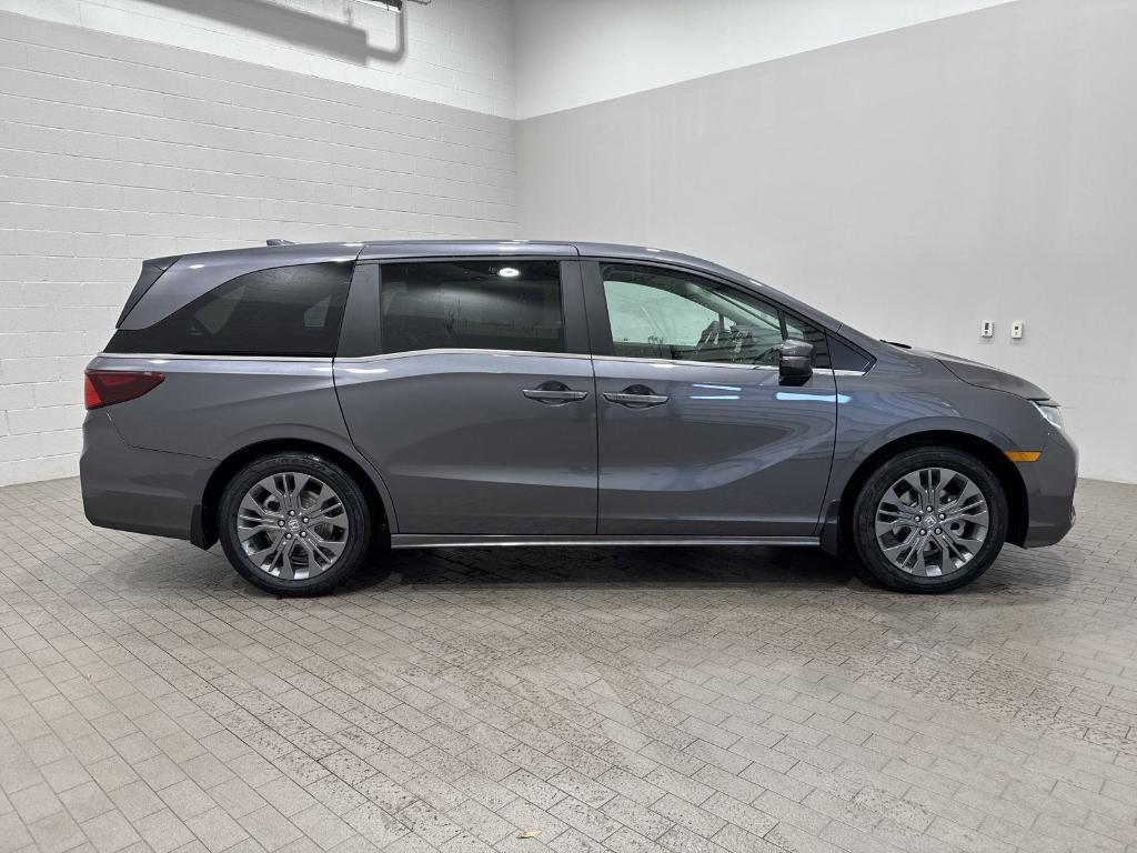 new 2025 Honda Odyssey car, priced at $46,522