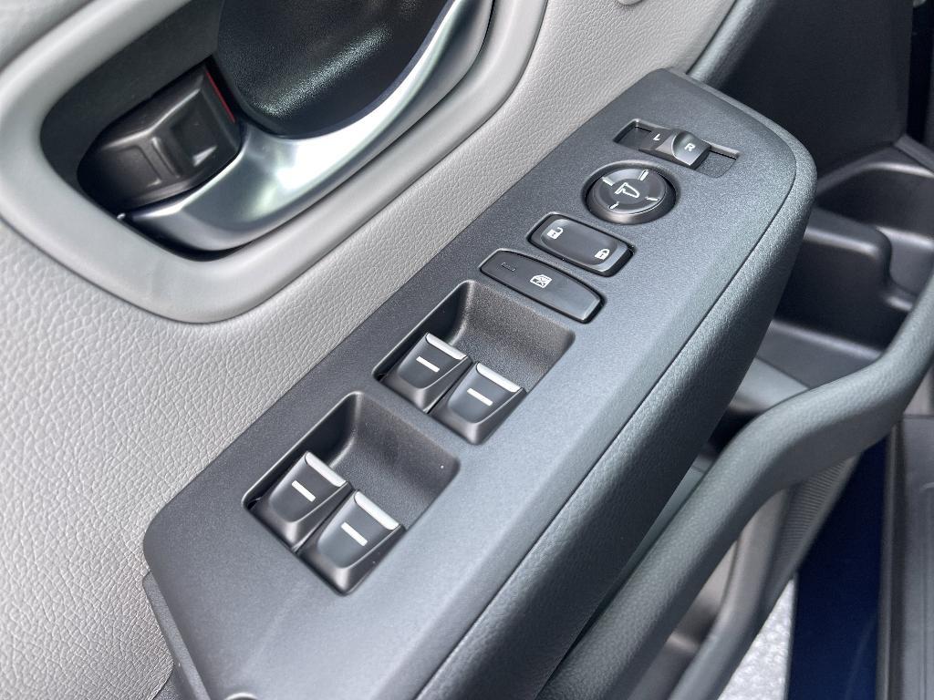 new 2025 Honda Pilot car, priced at $48,106