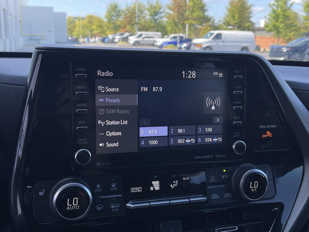 used 2021 Toyota Highlander car, priced at $29,534