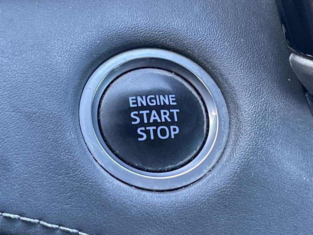 used 2021 Toyota Highlander car, priced at $29,534