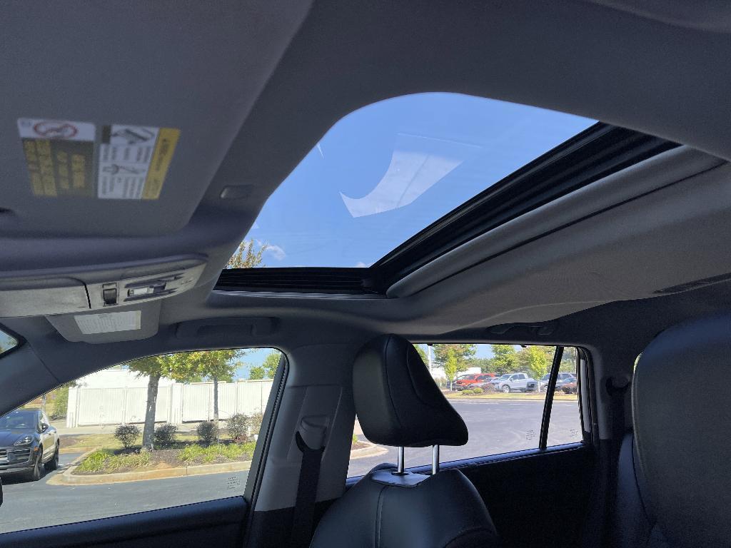 used 2021 Toyota Highlander car, priced at $29,534