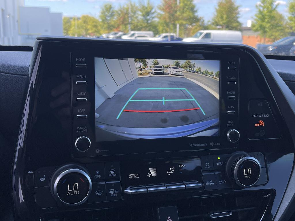 used 2021 Toyota Highlander car, priced at $29,534