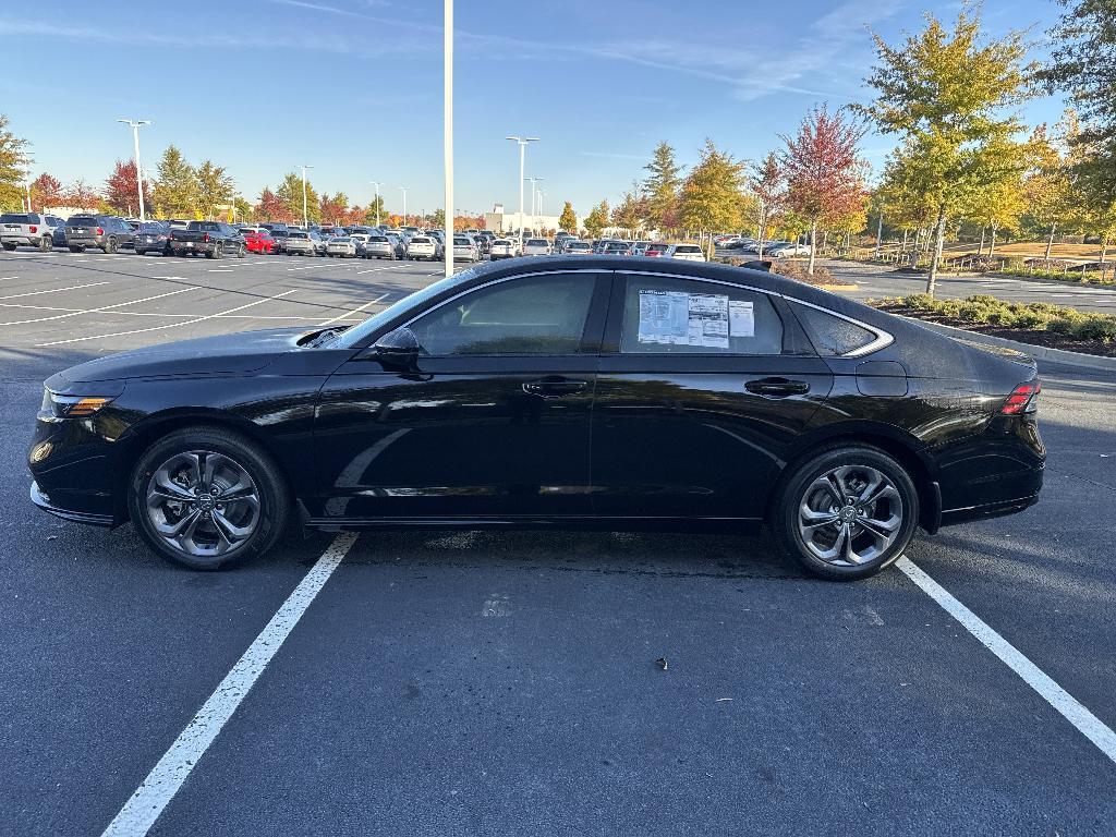 new 2025 Honda Accord Hybrid car, priced at $36,135