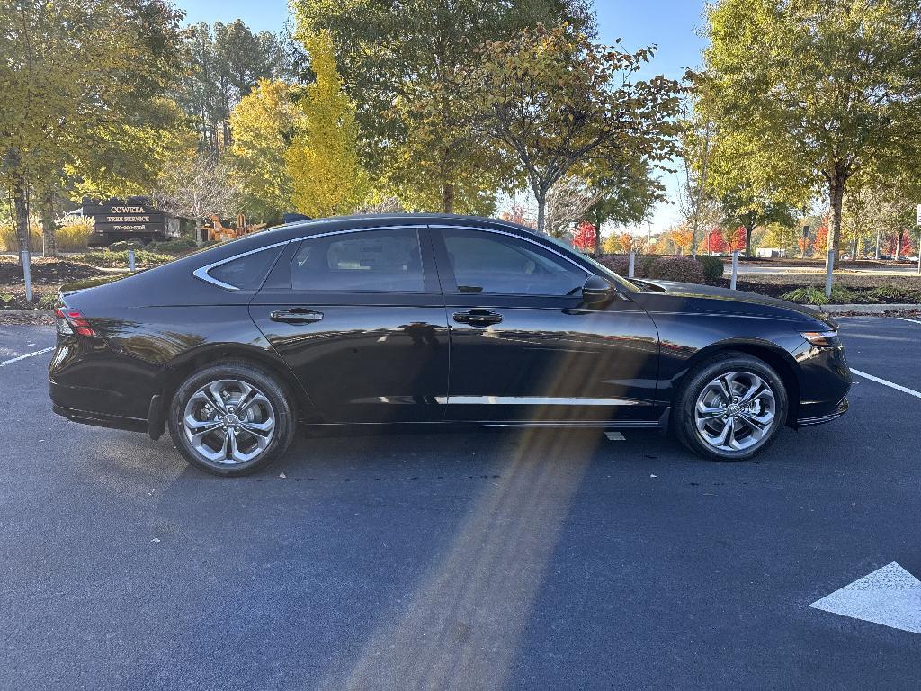 new 2025 Honda Accord Hybrid car, priced at $36,135