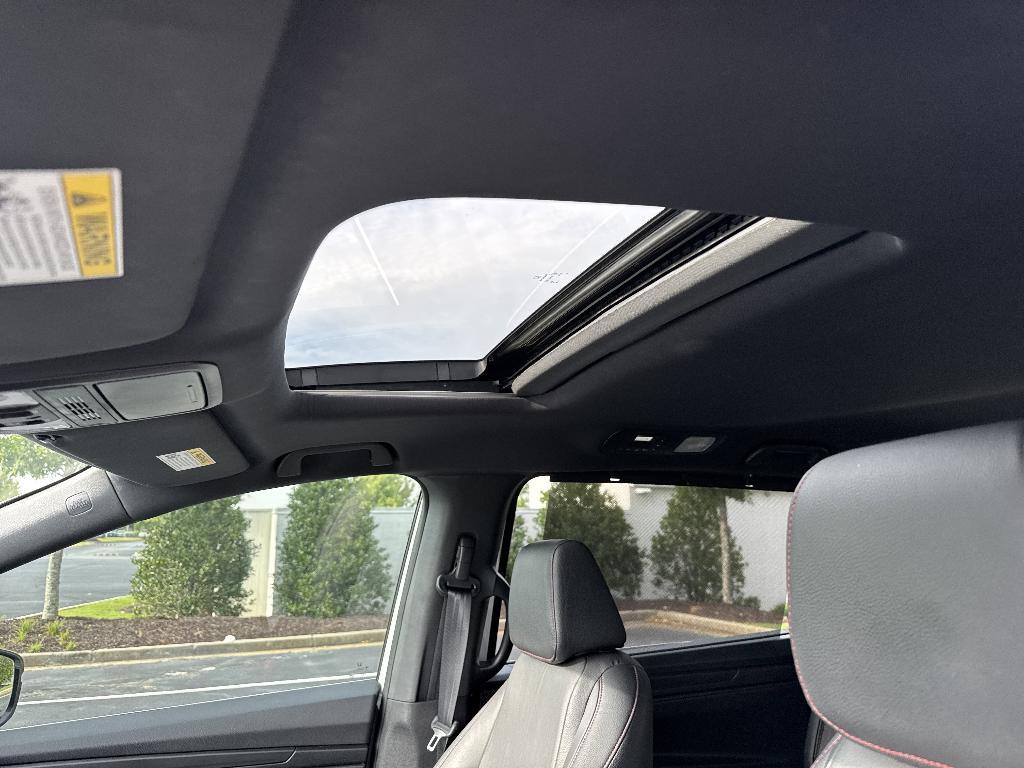 used 2023 Honda Odyssey car, priced at $37,300