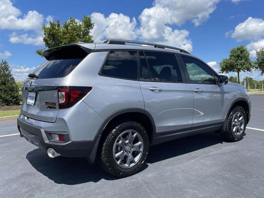 new 2025 Honda Passport car, priced at $46,395