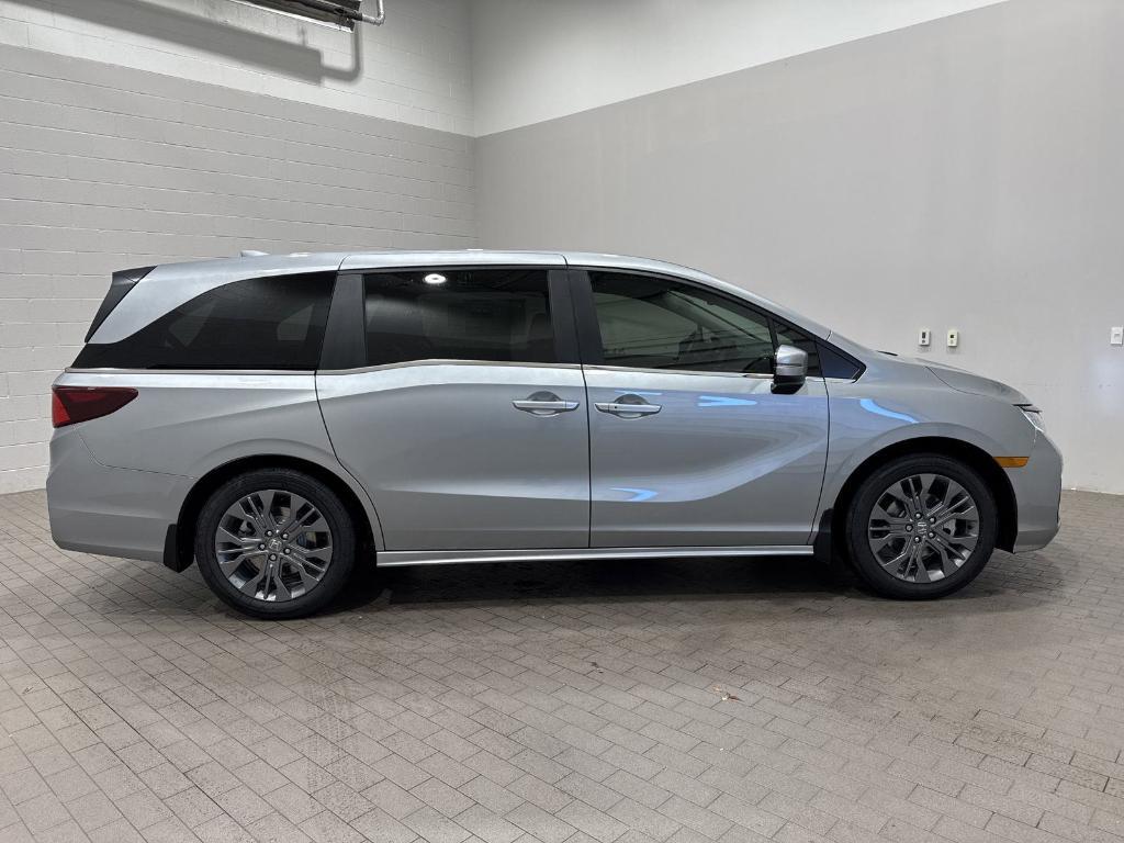 new 2025 Honda Odyssey car, priced at $46,522