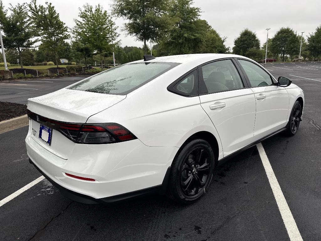 new 2025 Honda Accord car, priced at $31,046