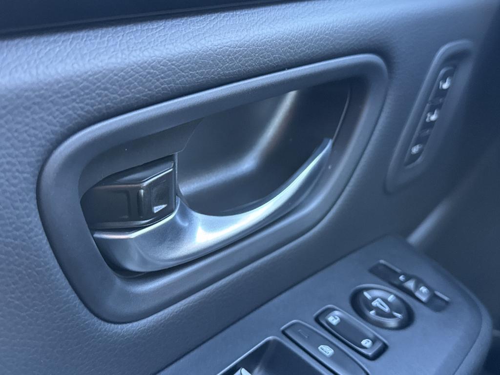 new 2025 Honda Pilot car, priced at $48,200