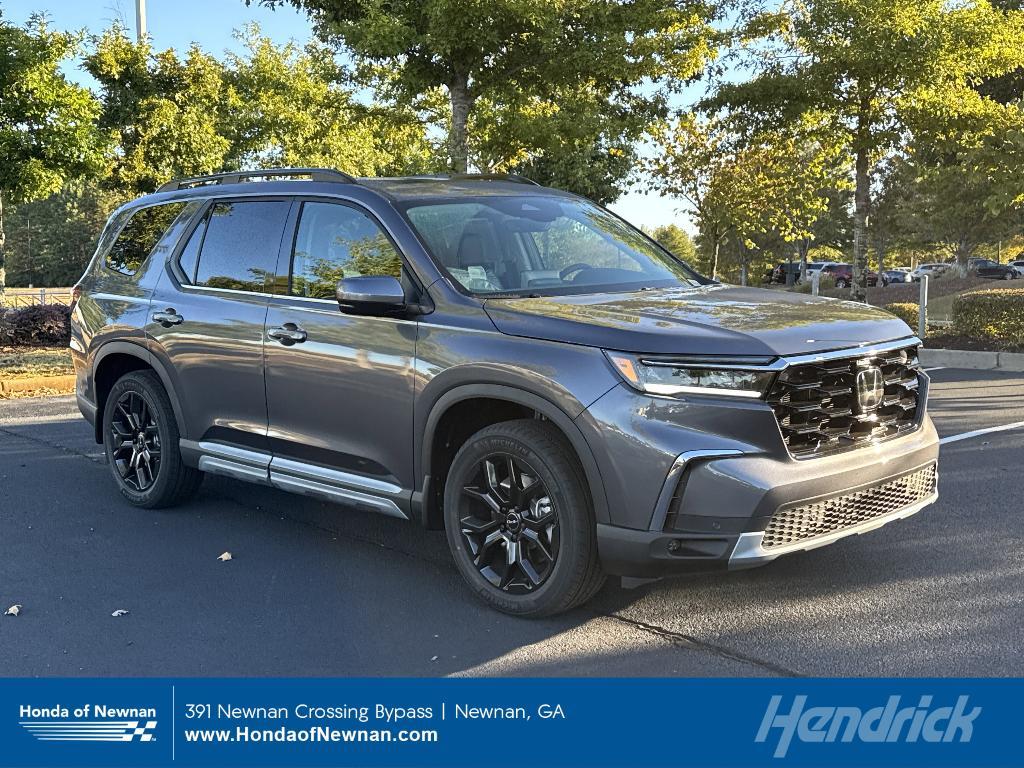 new 2025 Honda Pilot car, priced at $48,200