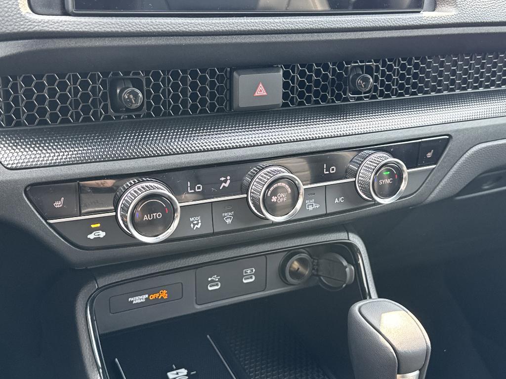 new 2026 Honda CR-V Hybrid car, priced at $38,806