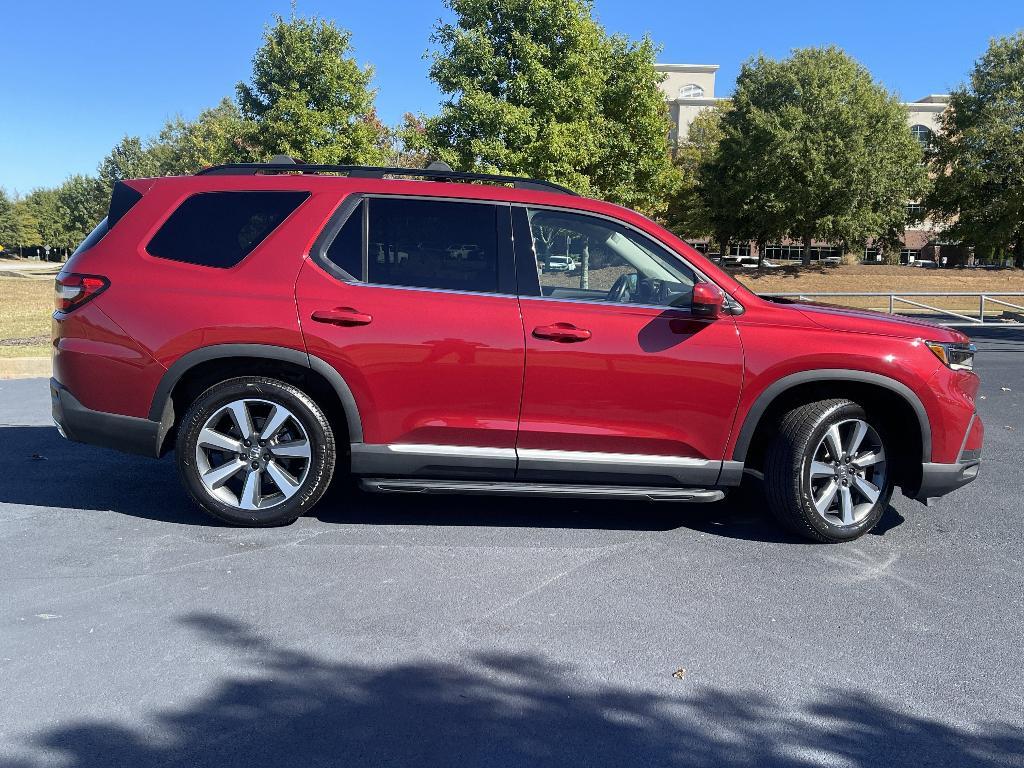 used 2023 Honda Pilot car, priced at $45,871